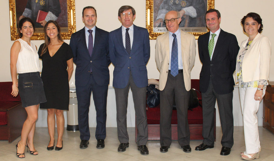 Equipo de abogados y economistas Bufete FRB
